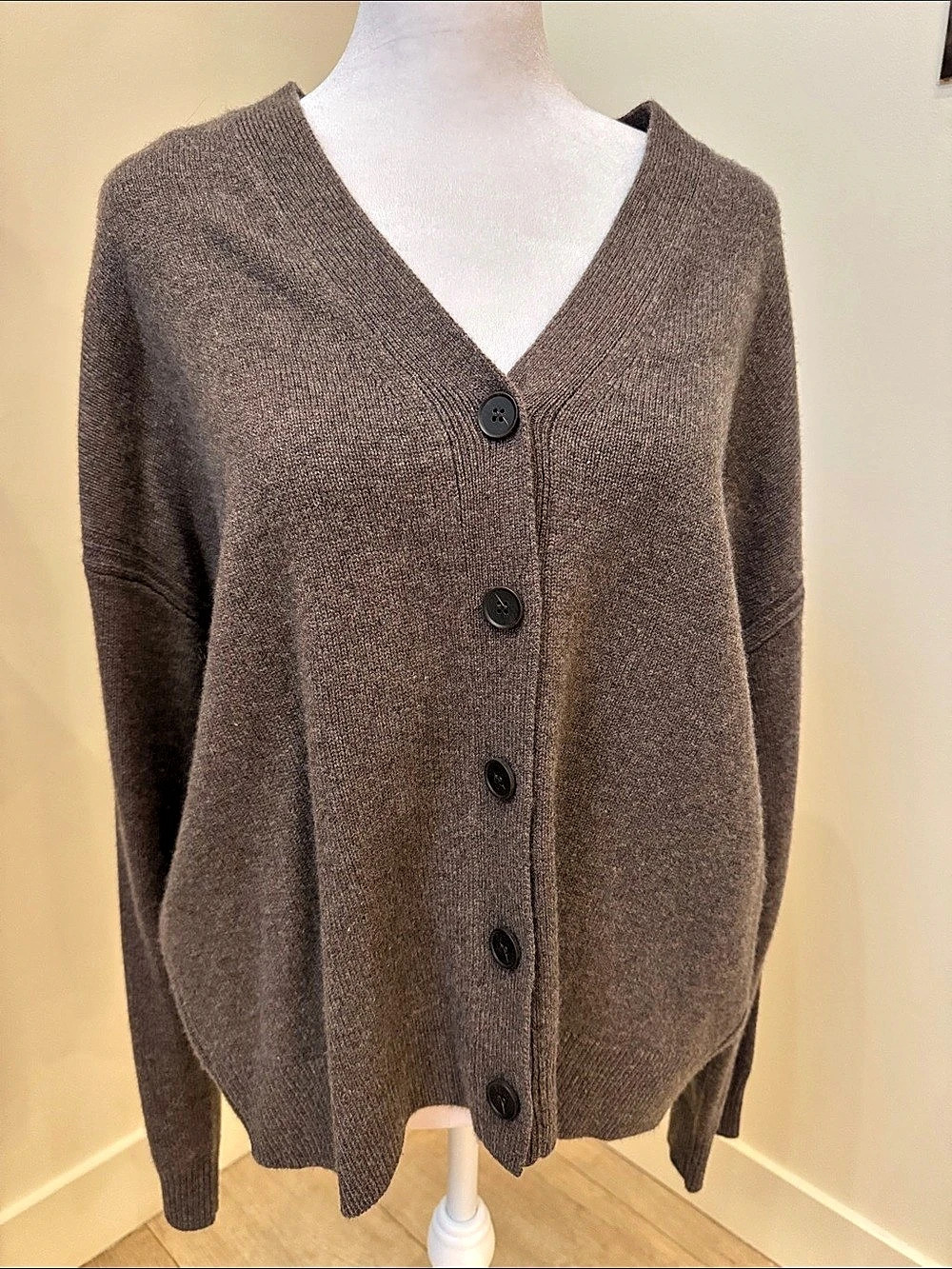 COS Cashmere V-Neck Cardigan Brown XS. Never worn